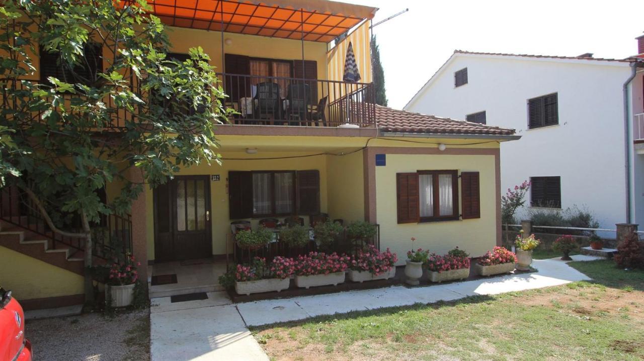 Apartments Trupec Malinska Exterior foto